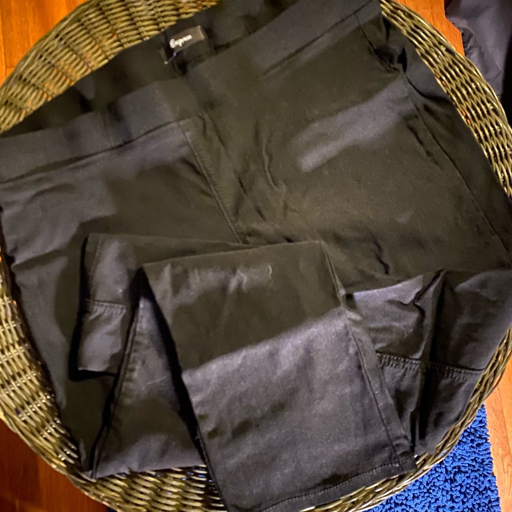 Express size 12 black stretchy capris